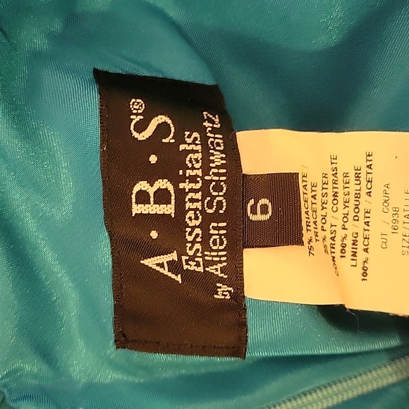 Women's cocktail dress - Picture 4 of 5